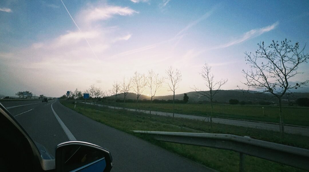 Weekend in moto a marzo: 5 destinazioni perfette per il primo sole