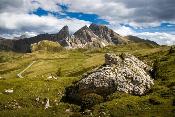 Itinerari moto Veneto: 7 percorsi tra Dolomiti, passi e colline