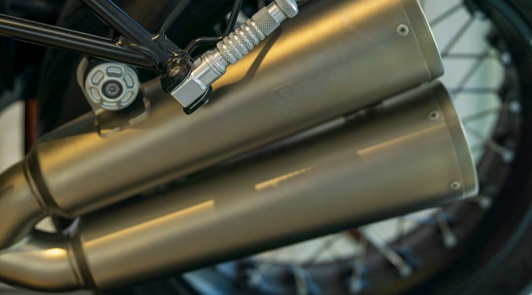 Omologazione scarico moto: cosa dice la legge e cosa rischi davvero