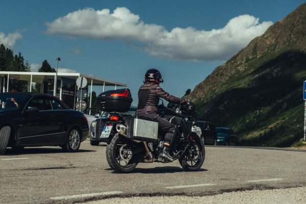 Motorcycle Route Apps: How to Discover, Track and Share Your Best Rides