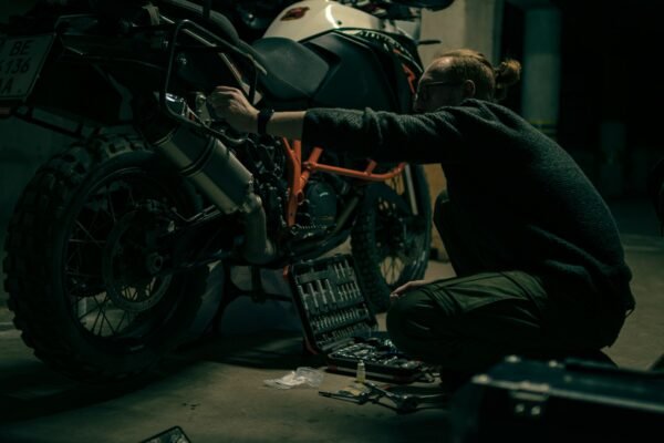 Tagliando moto ogni quanto va fatto: chilometri, tempo e costi